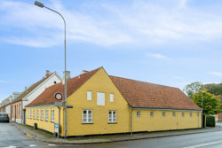 Storegade 77, 8500 Grenaa