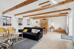 Storegade 77, 8500 Grenaa