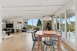 Ørnevej 15, Esby, 8420 Knebel