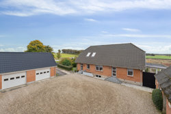 Nørre Snedevej 83, Trebjerg, 8762 Flemming