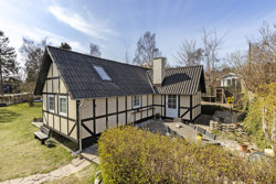 Hedeskovvej 1, Hedeskov, 8410 Rønde
