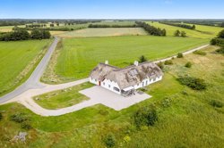 Fjordvejen 9, Gørding, 7570 Vemb