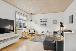 Svalevej 4, 6971 Spjald