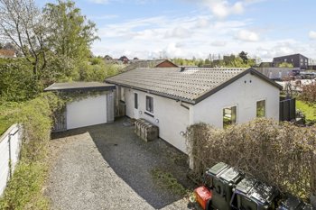 Drosselvej 8, 8410 Rønde