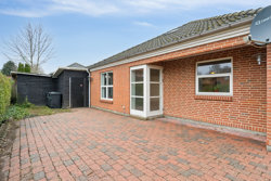 Hovedgaden 28, 8670 Låsby