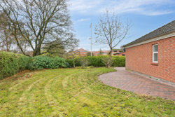 Hovedgaden 28, 8670 Låsby