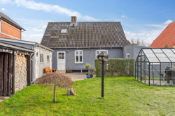 Nørregade 4, 8732 Hovedgård