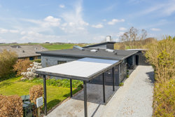 Skolevej 32, 8410 Rønde