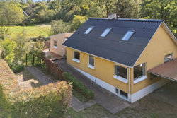 Rostvedvej 5, Rostved, 8410 Rønde