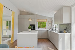 Rostvedvej 5, Rostved, 8410 Rønde