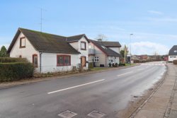 Østergade 30, Laurbjerg, 8870 Langå