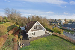 Skrænten 9, 5560 Aarup