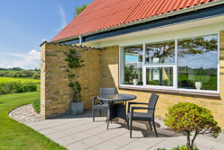 Sdr Vråvej 126, Refsnæs, 9760 Vrå