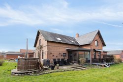 Gl Frijsenborgvej 30, 8450 Hammel