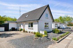 Tolstrupvej 53, 9700 Brønderslev