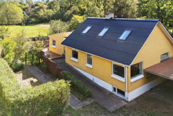 Rostvedvej 5, Rostved, 8410 Rønde