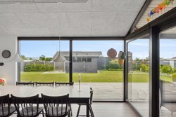 Valmuevej 11, Følle Strand, 8410 Rønde