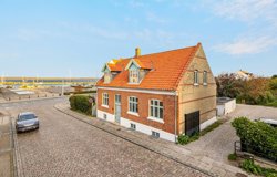 Toldbodvej 4, st. th, 8400 Ebeltoft