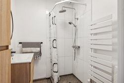 Toldbodvej 4, st. th, 8400 Ebeltoft