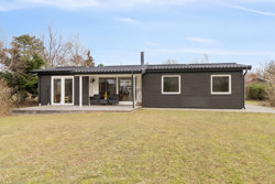 Rønne Alle 17, Begtrup, 8420 Knebel