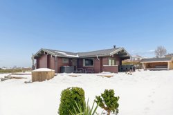 Solbakken 82, Skåstrup Str, 5400 Bogense