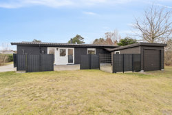 Rønne Alle 17, Begtrup, 8420 Knebel