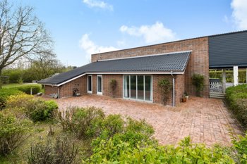 Stentofterne 18, 7600 Struer
