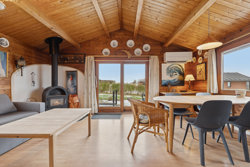 Solbakken 82, Skåstrup Str, 5400 Bogense