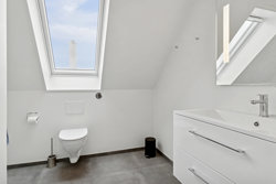 Lyngvejen 3, Hedeskov, 8410 Rønde