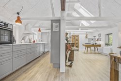 Tuenvej 240, 9900 Frederikshavn