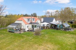 Tuenvej 185, 9900 Frederikshavn