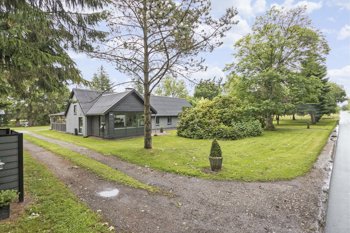 Tuenvej 240, 9900 Frederikshavn