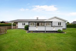 Brorsonsvej 11, Elling, 9900 Frederikshavn