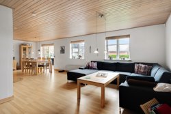 Brorsonsvej 11, Elling, 9900 Frederikshavn