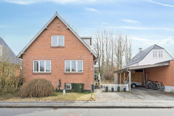 Gl Frijsenborgvej 36, 8450 Hammel