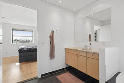 Hvidtjørnevej 13, Laurbjerg, 8870 Langå