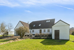 Urmosen 17, Voldby, 8450 Hammel