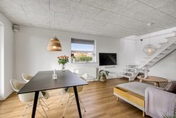 Æblevej 6, Ugelbølle, 8410 Rønde