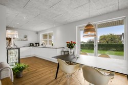 Æblevej 6, Ugelbølle, 8410 Rønde