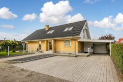 Æblevej 6, Ugelbølle, 8410 Rønde