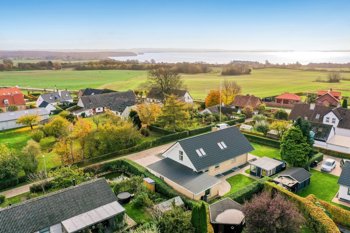 Æblevej 6, 8410 Rønde