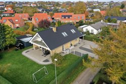 Æblevej 6, Ugelbølle, 8410 Rønde