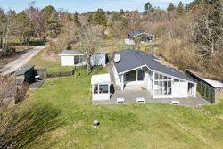 Løvertværvej 3, Stødov, 8420 Knebel