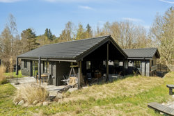 Karens Bakke 18, Bønnerup Strand, 8585 Glesborg