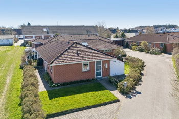 Præstegaardsvej 4, 9480 Løkken