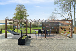 Lyngbyvej 73, 8570 Trustrup