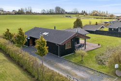 Valmuevej 47, Følle Strand, 8410 Rønde