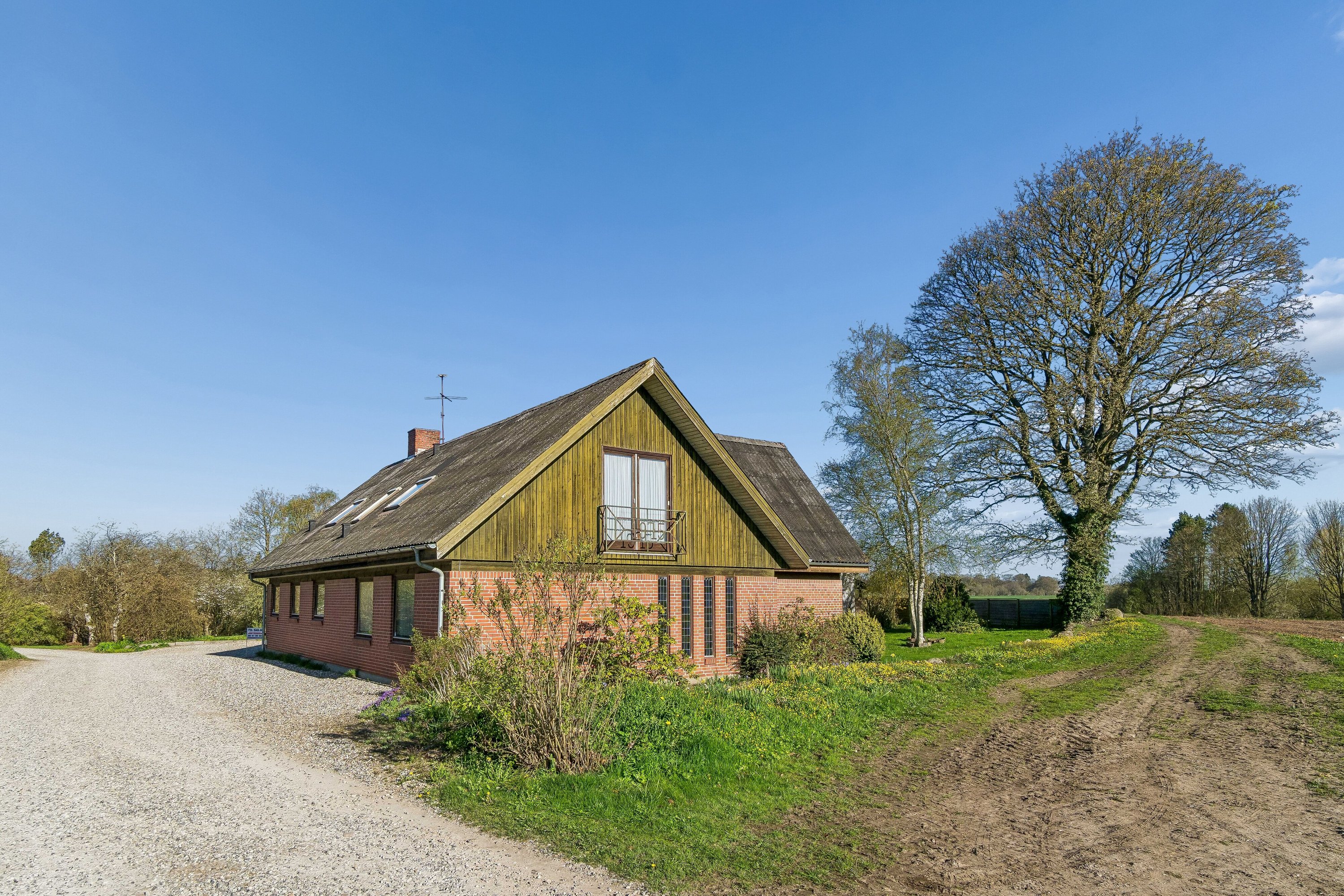 Landejendom på Søholmene 2 8920 Randers NV.