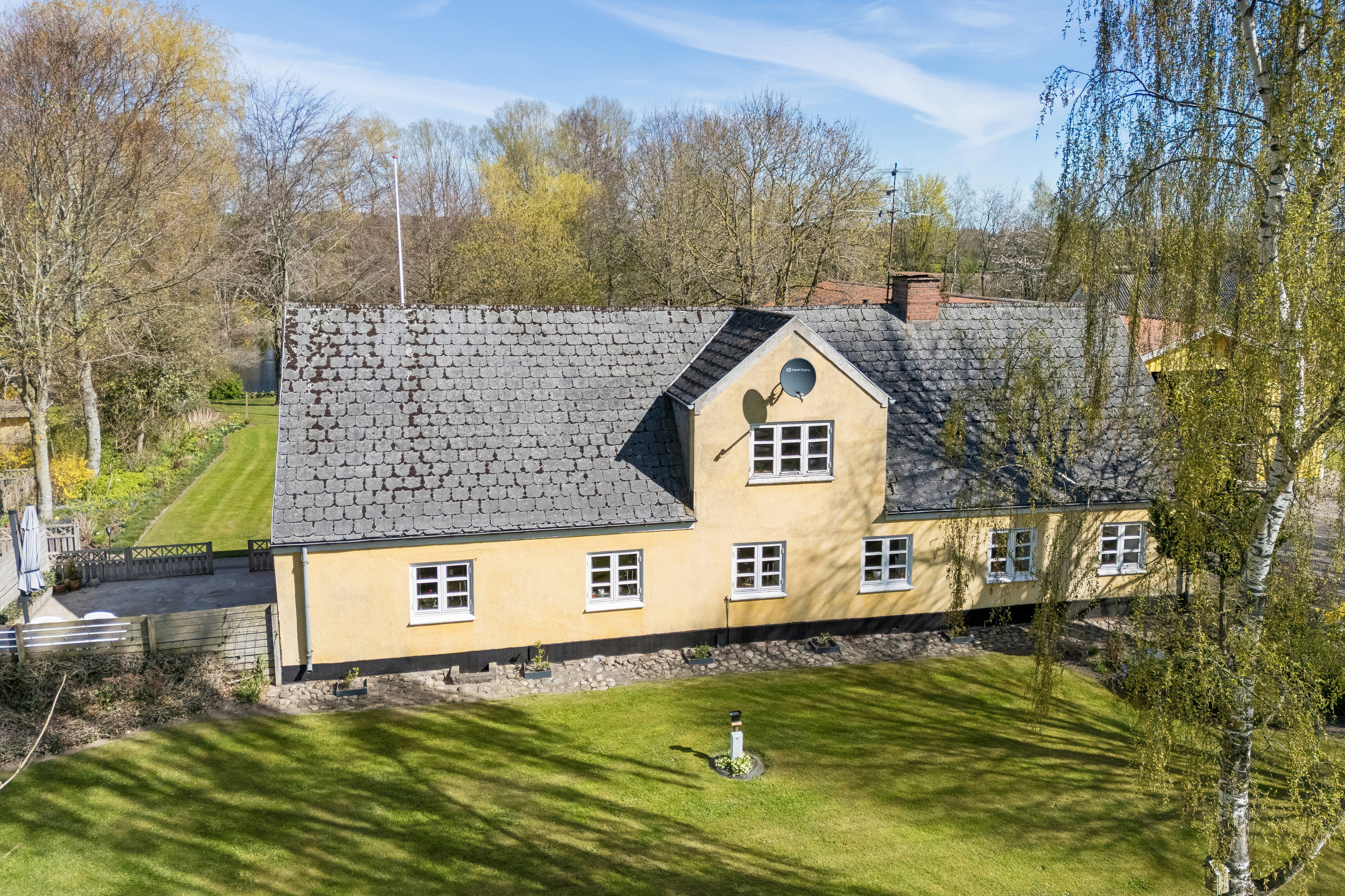 Landejendom på Tostrupvej 10 9560 Hadsund.