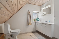 Tostrupvej 10, Vive, 9560 Hadsund